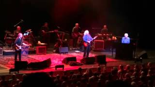 Crosby, Stills &amp; Nash - Chicago (We can change the World)