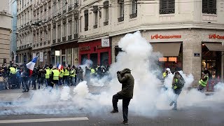 &#39;Yellow vests&#39; rally for fifth consecutive Saturday