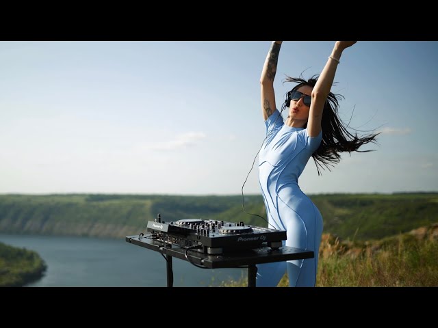 youtube-background