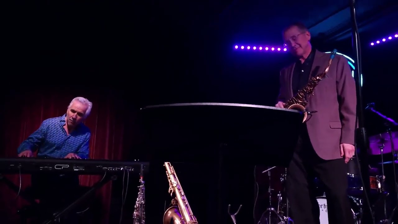 Promotional video thumbnail 2 for Esto Jazz