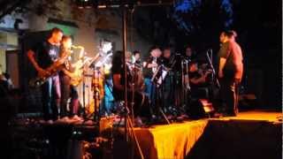 2012 Poletje v Bertokih, Brazilski večer - Big band Hrošči - Easy Lover