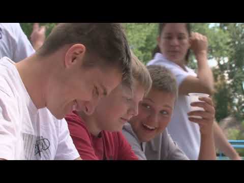 Police Cocktail a Dabasi Strandon