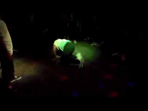 BBoy Mikey vs BBoy Mach Phive