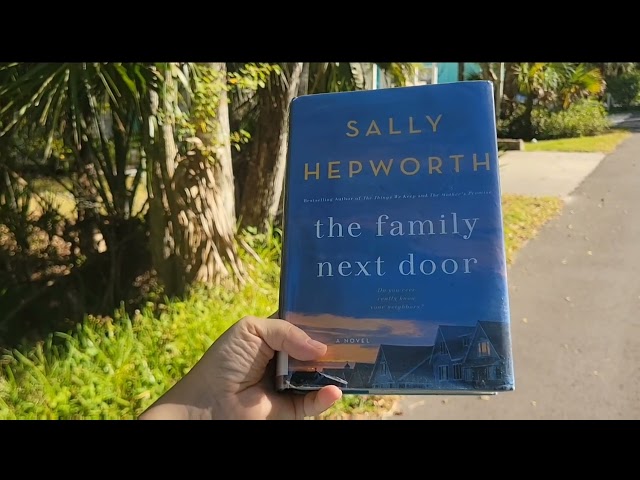 Vídeo relacionado con The Family Next Door: An absolutely gripping domestic suspense novel with a shocking twist you will never see coming (English Edition)