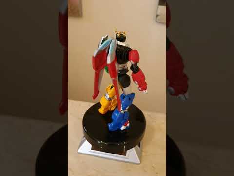 Voltron dark color " Repaint " vs Normal color.