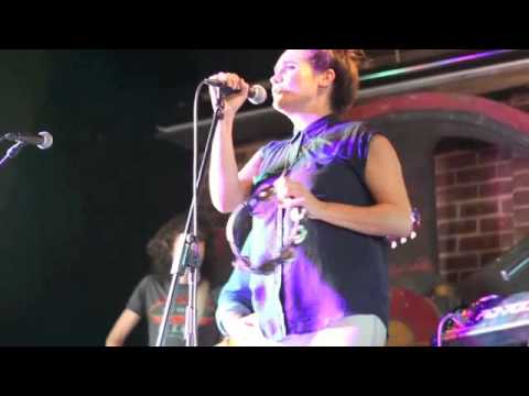 Alisa Fedele -Chain Of Fools