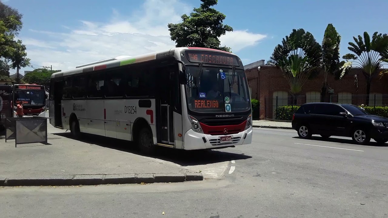 Movimentação de ônibus em Bangu