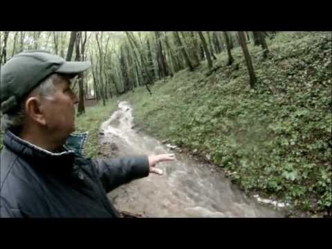 Krasové prameny při velké vodě