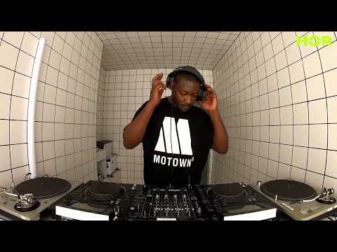 Nite Line X Industrie Showcase - Mike Starr / April 6 / 3pm-4pm