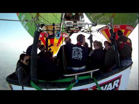 A3 Ballon voor WarChild & Radio538