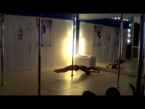 08.Thess Pole Show 3 - Pole Art - Sandra