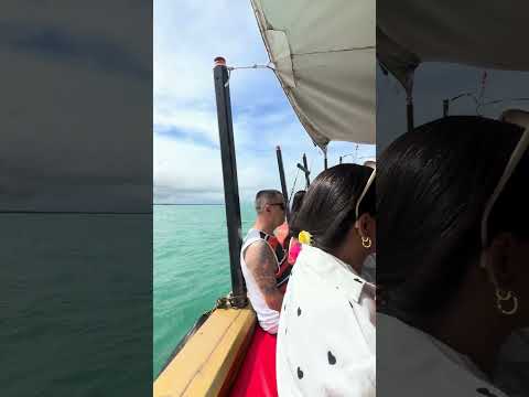 Barco pirata em Porto Seguro Bahia #galinhada #automobile #praia