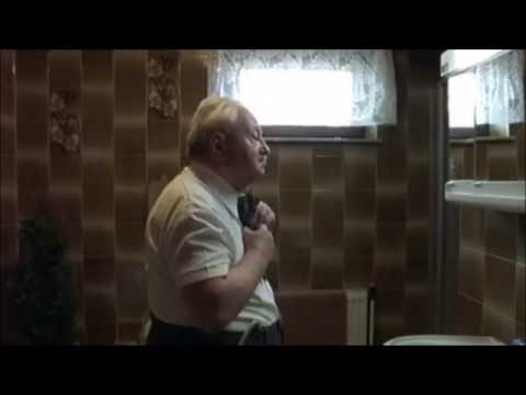 Hundstage (Film) - Der Schweinsbraten