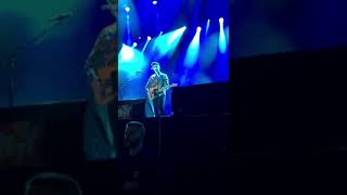 There’s nothing holding me back.-Roi Méndez y Ana Guerra