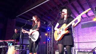 Azure Ray – Hold On Love (2018 Version), Live in Omaha, NE (10/26/2018)