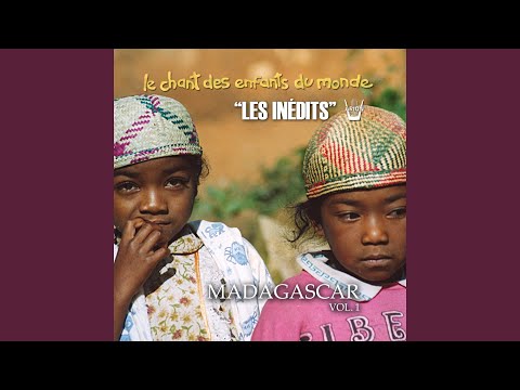 Mamaivay ny tongotray (Nous avons mal aux pieds...)