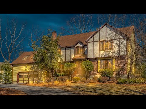 24 Bluejay Rd, Lynnfield MA