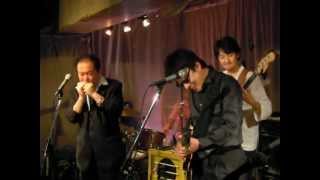 MOJO MAMA BLUES BAND