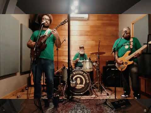 OrangoThunder ao vivo no Álamo Balzer Studio