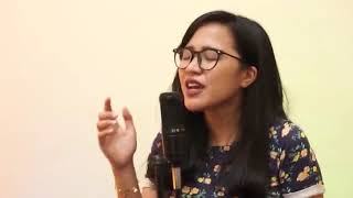 Download lagu Cinta Beda Agama Vicky Salamor COVER by Bryce Adam mp3 Download lagu Cinta Beda Agama Vicky Salamor COVER by Bryce Adam mp3