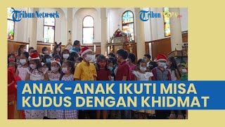 Perayaan Natal 2022, Anak-anak Antusias Ikuti Misa Kudus di Gereja Servatius Kampung Sawah