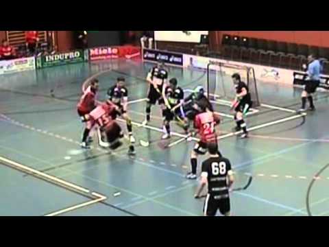 Playoff Final: Tätlichkeit Sandro Dominioni