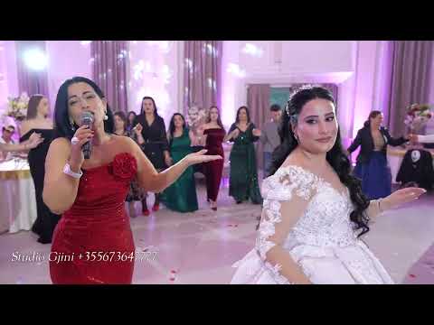 Gjyshi Hap Vallen ne Dasmen e Mbeses /// Ani Myzeqarja 🎤 / Video 4K /