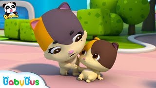Baby Kitten Falls down | Play Safe Song | Nursery Rhymes | Kids Safety Tips | Baby Songs | BabyBus