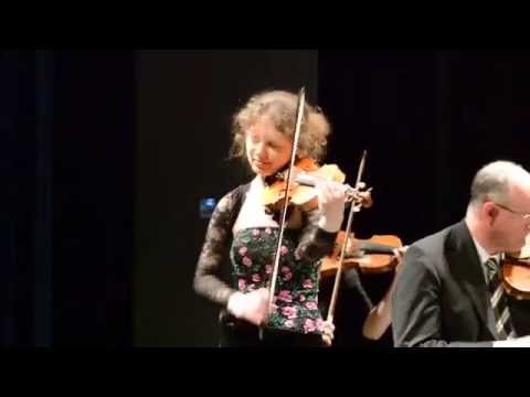 Mendelssohn violin concerto in d-minor, Caroline Adomeit violin