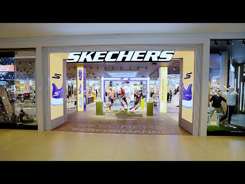 Skechers Performance Flagship Store in Edmonton, Kanada