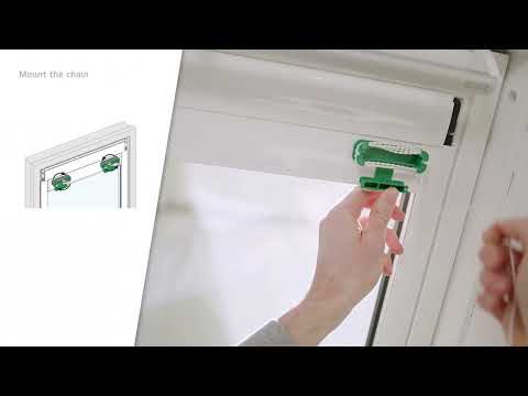 Benthin - Roof window Roller Blind Type DF16 – motorised (battery/solar)