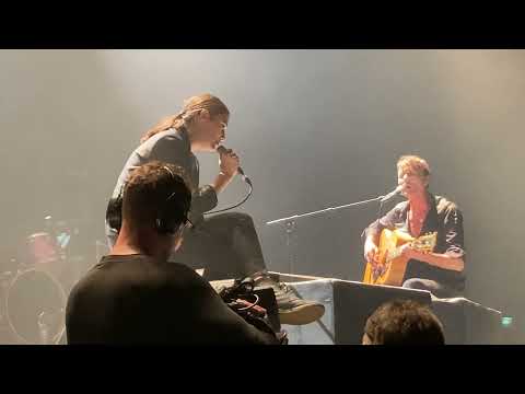 Brett Anderson (Suede) & Nadine Shah - The Wild Ones (live acoustic) Alexandra Palace London 11Nov21