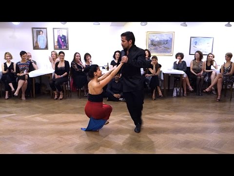  Guillermo Barrionuevo  and  Mariela Sametband  are  dancing  to  the  vals  "  Temo  "  by  Orquesta Típica Victor  in  2015