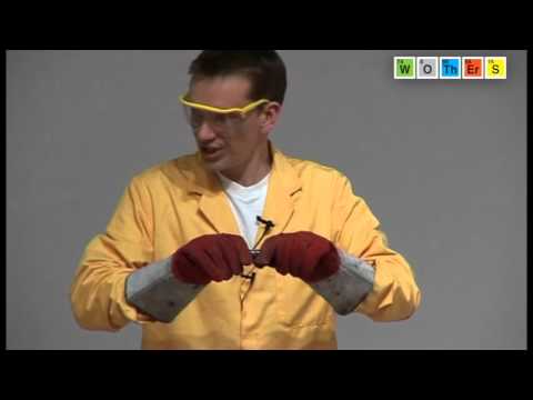 Free Range Chemistry (2008): Iron - Fine Iron Powder & Air