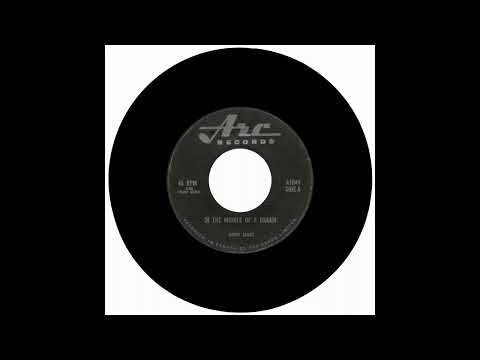 JIMMY JAMES - IN THE MIDDLE OF A DREAM