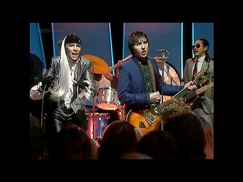 The Tourists  - So Good to Be Back Home Again  - TOTP   - 1980