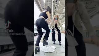 【TikTok】素人の胸元 乳揺れ