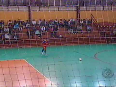 Sorocaba goleia São Roque e avança na Copa TV TEM 2010