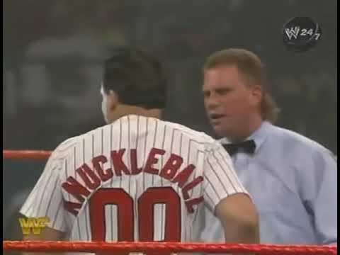 Abe "Knuckleball" Schwartz vs Ron Cumberledge (WWF Superstars Debut 10/1/94)