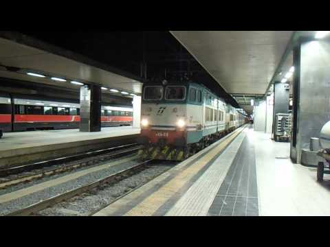 E656.018 + E656.082 in partenza con l' ICN 1955 Roma Termini - Siracusa/Palermo Centrale