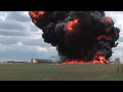 Emergency Ejection in Martin-Baker Ejection Seat out of CF-18 Aircraft Moments Before Crash
