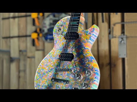 Crazy Build: Epoxy LES PAUL Guitar Made from 1200 Colored Plastic Straws