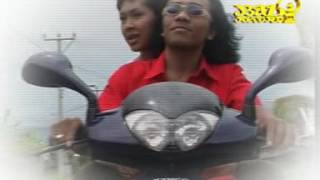 Download lagu NGIAH-NGIUH Ya'oenk mp3