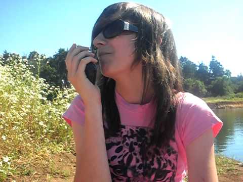 Haló__No haló haló.. kozu prase potrkalo žejo xD