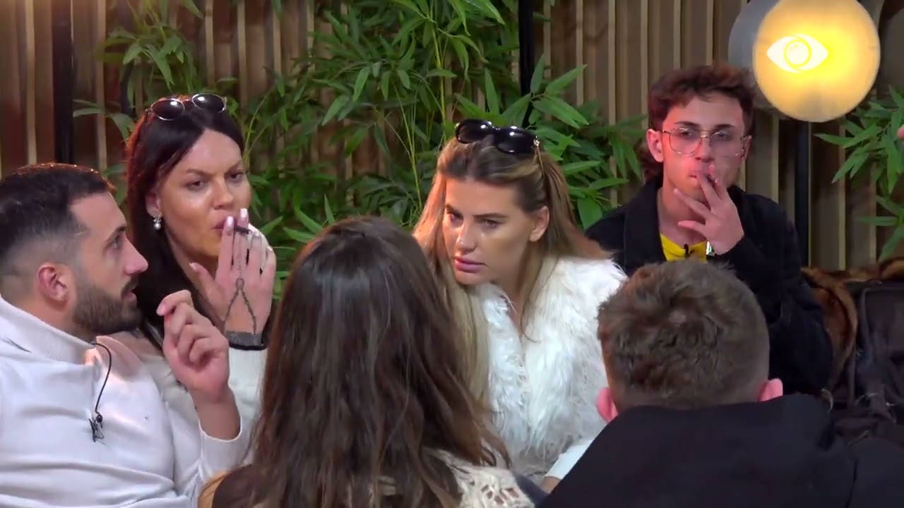 “Nuk të ka hedhur asnjë sekondë poshtë”/ Jozi i kthehet Vserlos dhe Tirit: Në asnjë moment të…