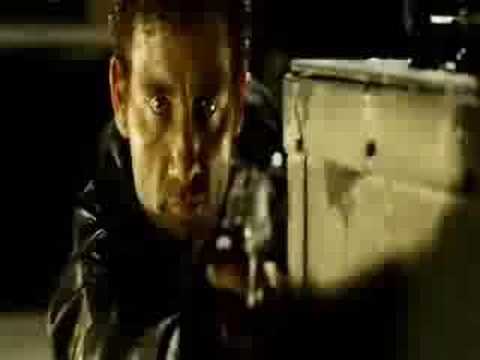 Shoot 'em up -roof scene