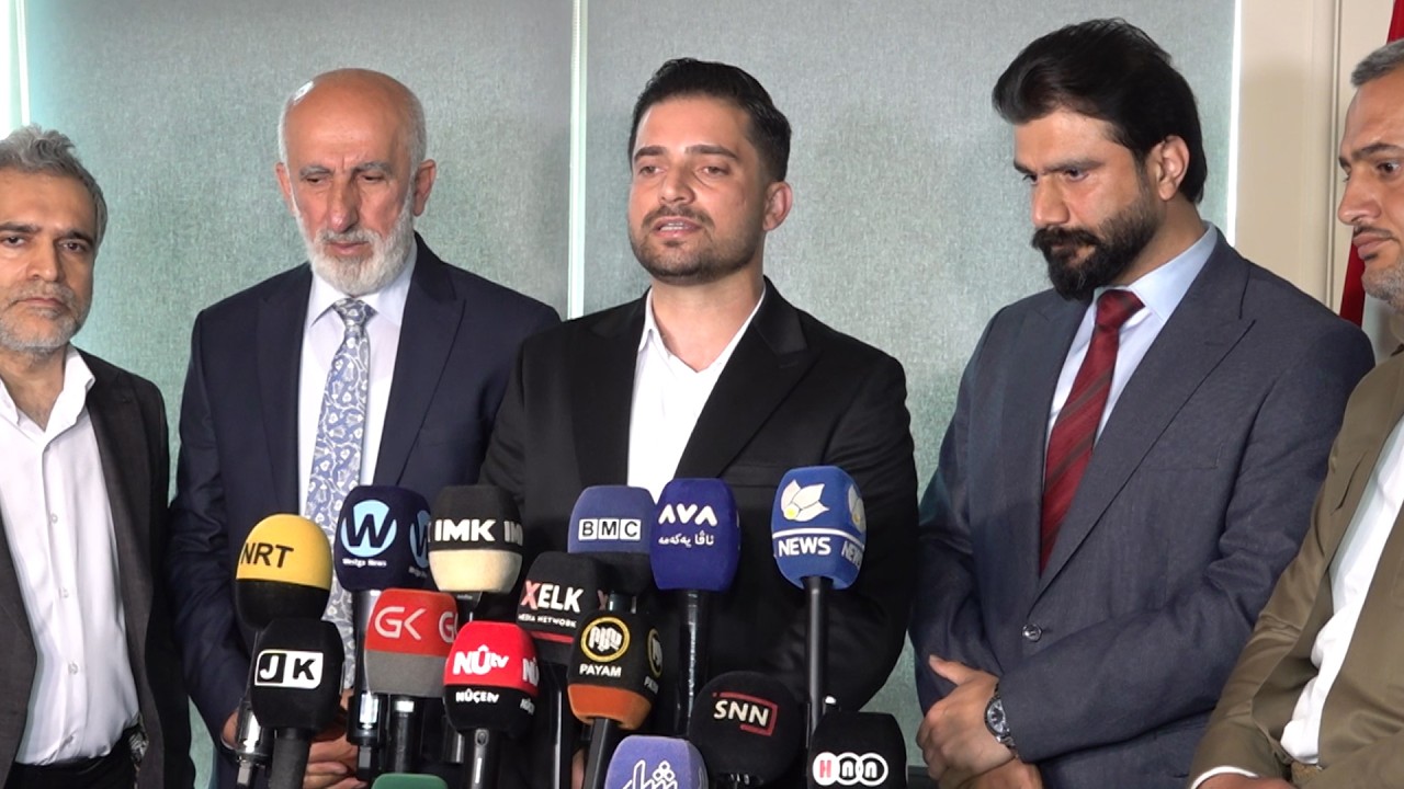 ڤیدیۆ | وانەبێژانی لادراو داوا دەكەن لەسەر میلاكی وەزارەتی ناوخۆ دابمەزرێن