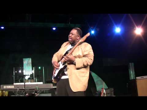 James Ross @  Gregg Haynes & The Happy Guitar  -  "Opening For Israel & New Breed"