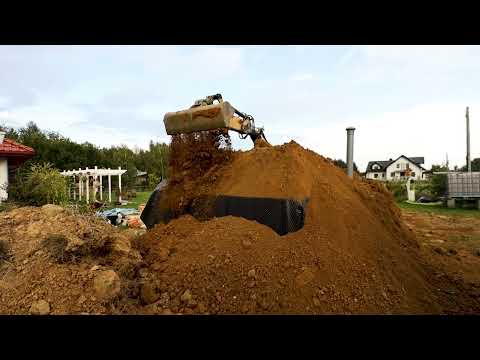 How to make your own garden cellar with a wooden door