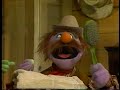Sesame Street Forgetful Jones Forgets His Bath